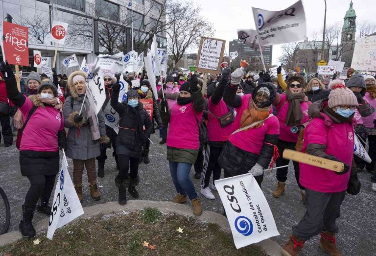 Parents brace for third straight day of Quebec child care strike